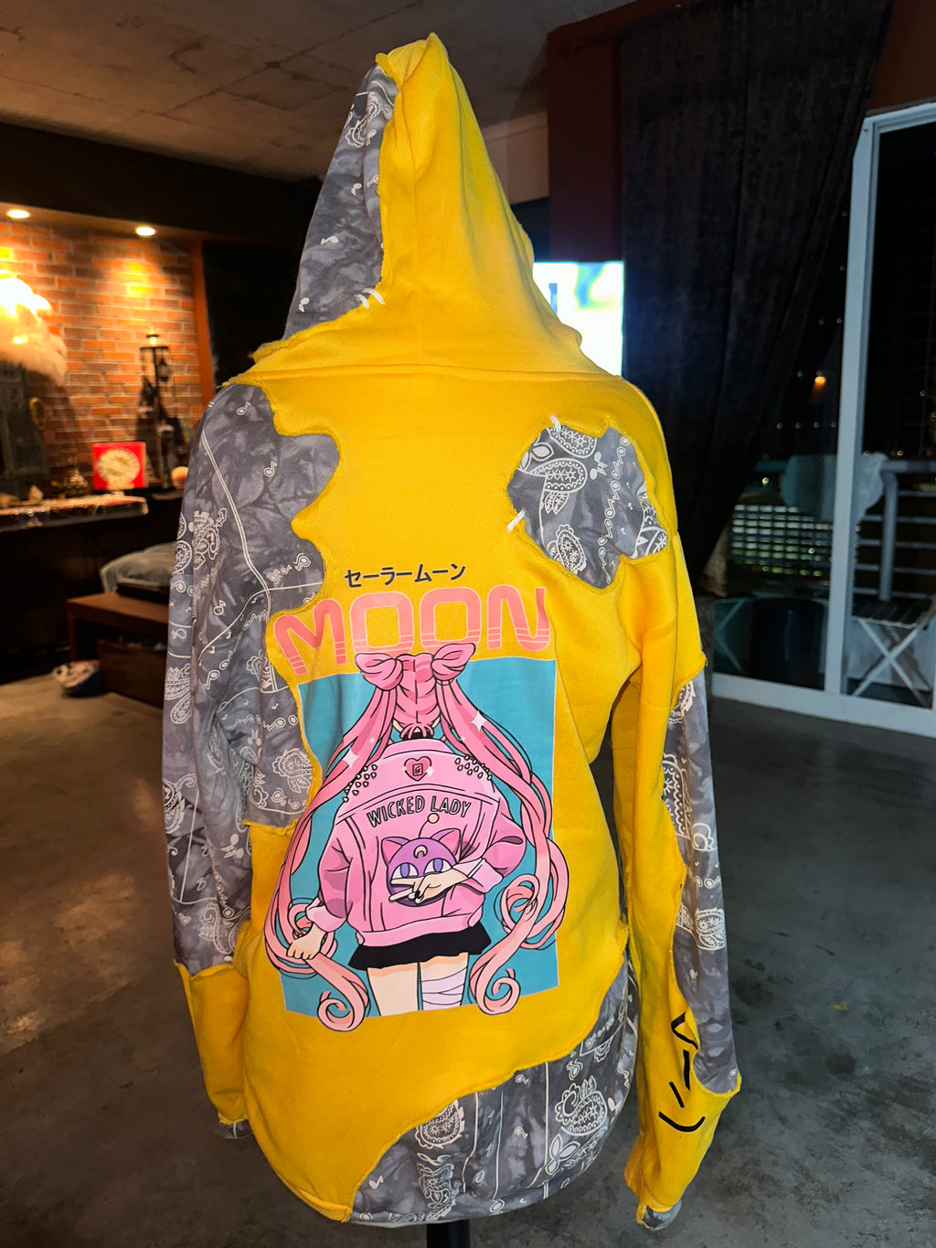 yellow | hoodie